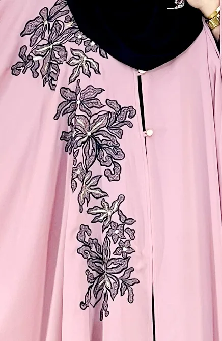 Gorgeous Cape Set in Bangladesh